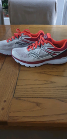 saucony swerve ladies